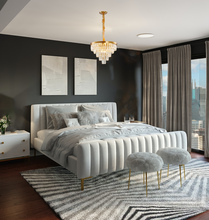 Bethel International OC21C20G - 12-Light Gold Metal Chandelier With Clear Crystals